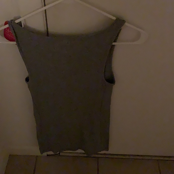 Target gray tank top maternity - Picture 2 of 2